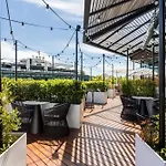 Monument Hotel
