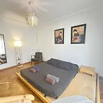 Balmes Rooms