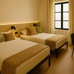 Hostal Parisien