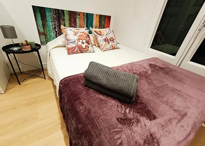 By Universitat Private Rooms