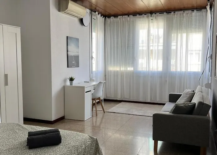 Habitacion Privada En Piso Compartido Lepanto