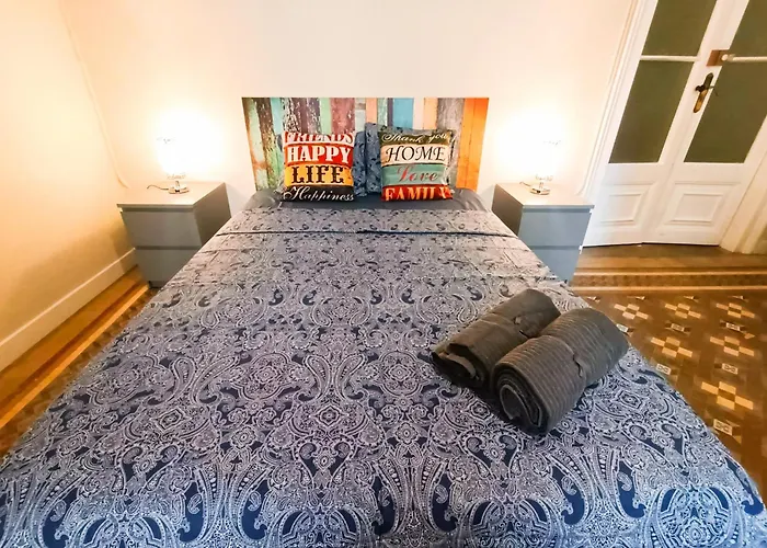 Barcelona Rooms - Roger De Lluria