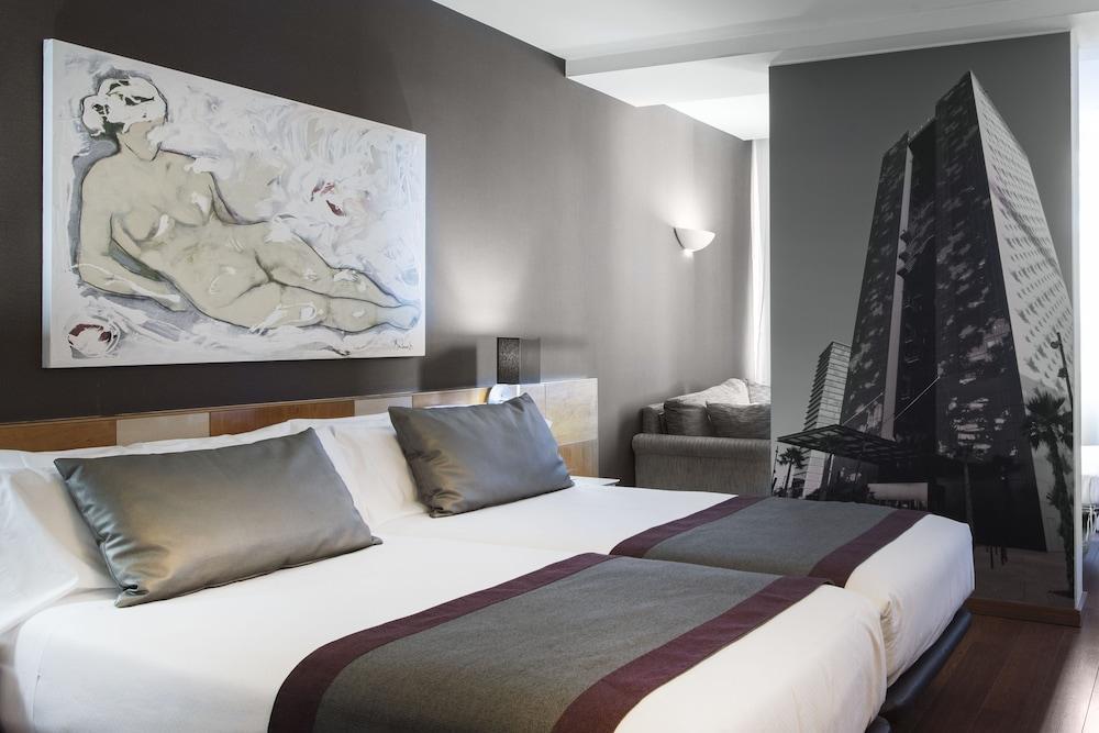 Hotel Catalonia Plaza Catalunya 4*