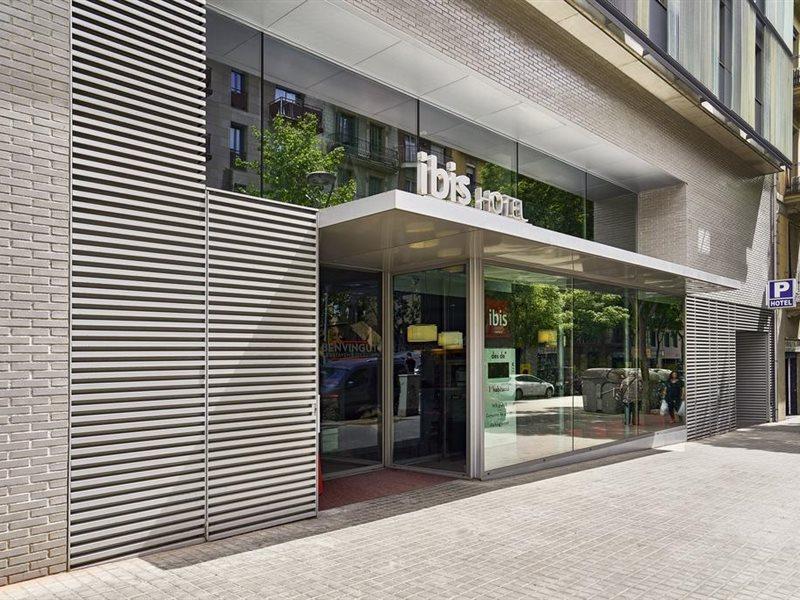 Ibis Centro Hotel 2*