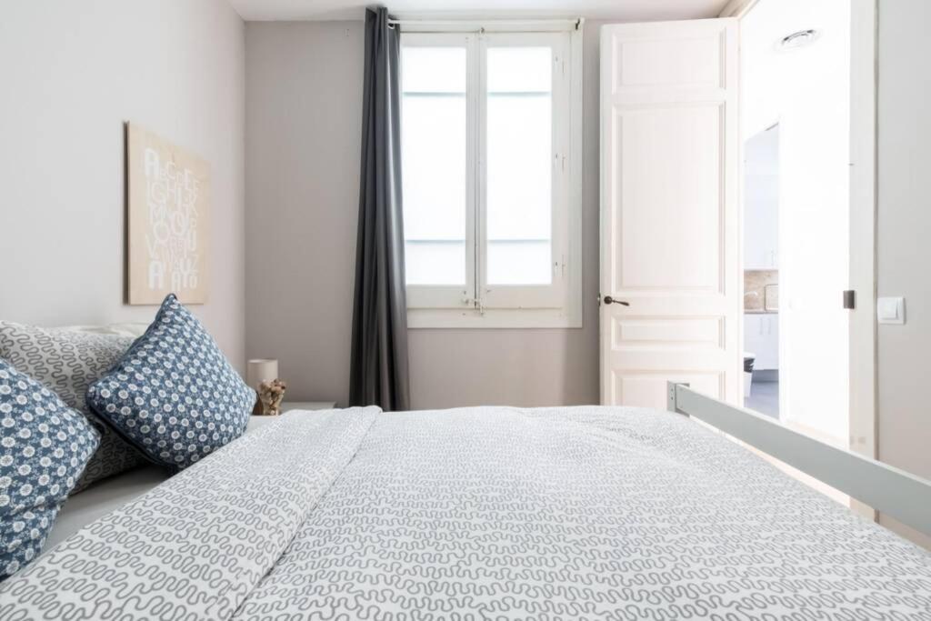 Beautiful&central Flat Near Sagrada Familia Apartamento *