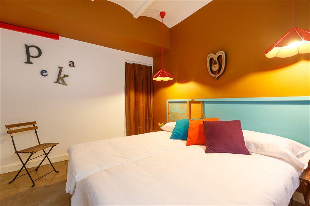 Hip Hostal *
