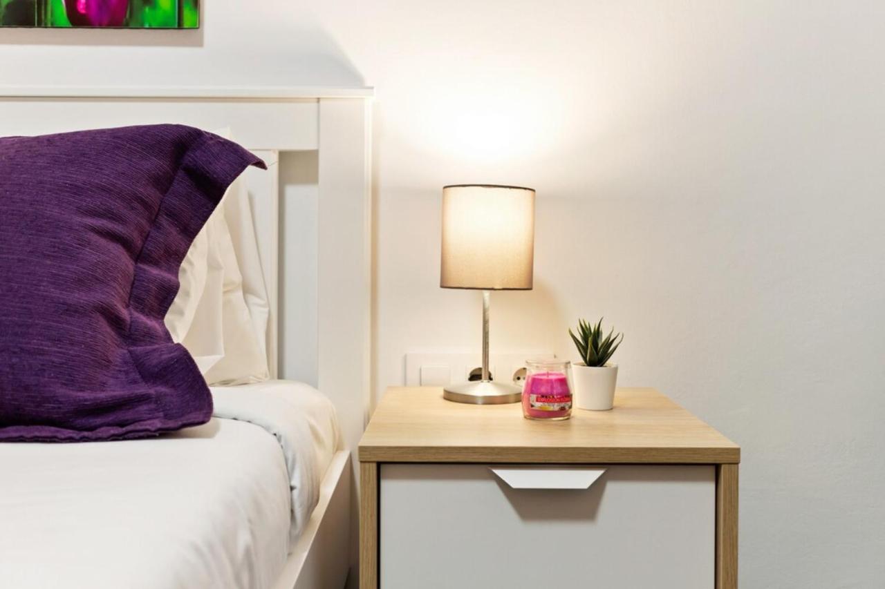 Cozy 3 Bedroom Flat With Balcony Close To Plaza España! Apartamento Barcelona