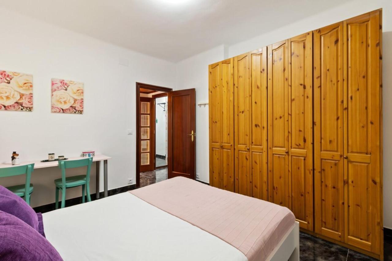 Apartamento Cozy 3 Bedroom Flat With Balcony Close To Plaza España! Barcelona
