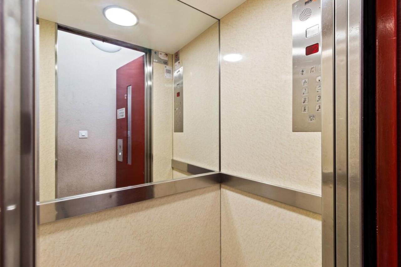 Apartamento Cozy 3 Bedroom Flat With Balcony Close To Plaza España! Barcelona