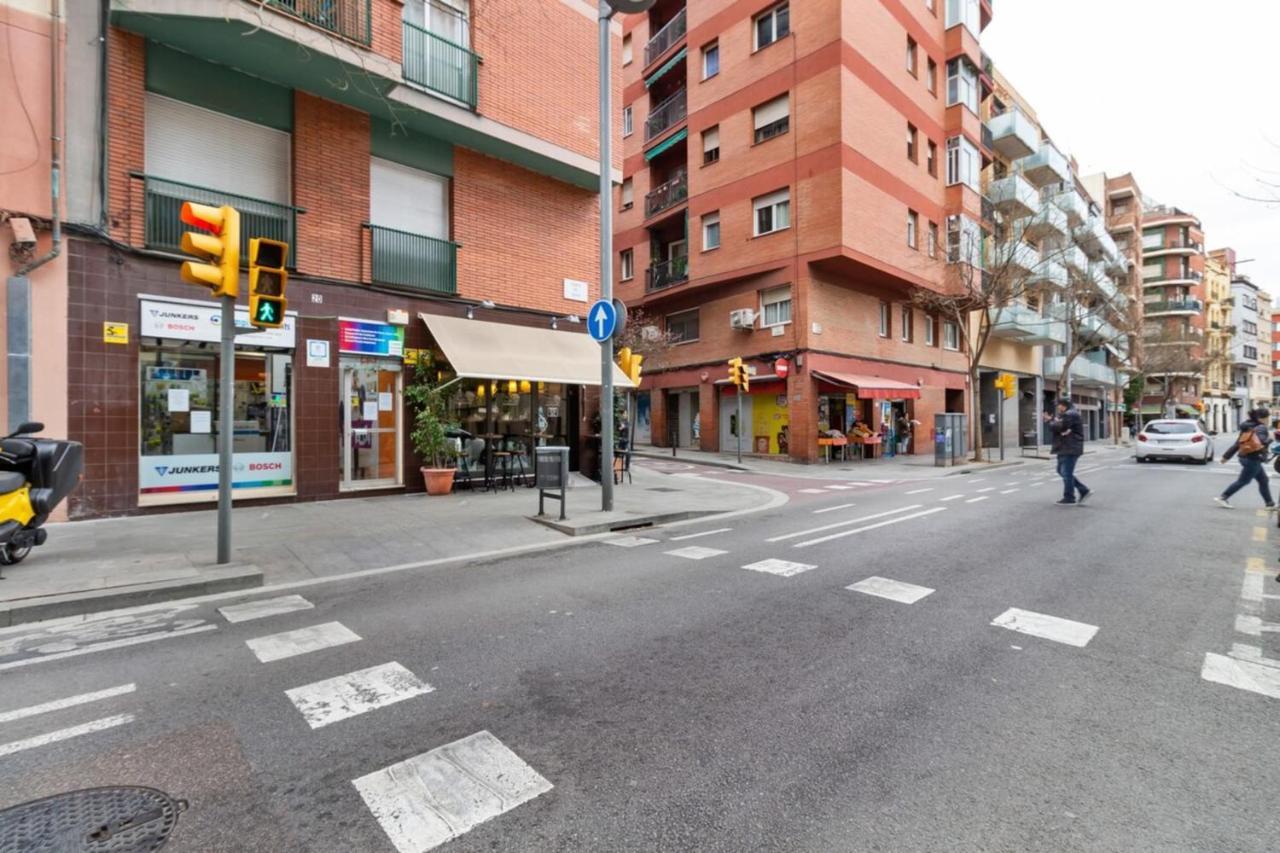 Cozy 3 Bedroom Flat With Balcony Close To Plaza España! Apartamento *
