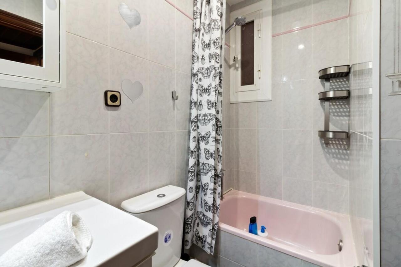 Apartamento Cozy 3 Bedroom Flat With Balcony Close To Plaza España! *