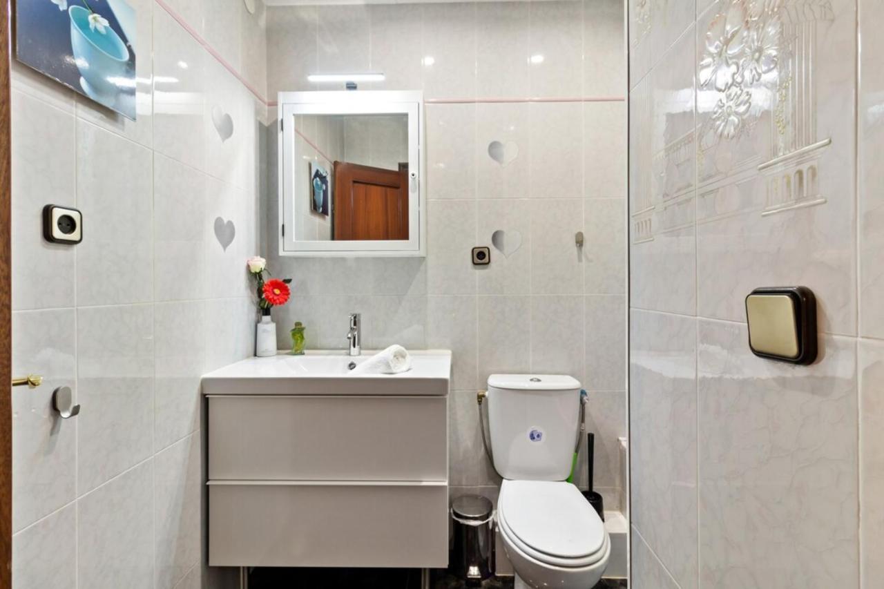 Cozy 3 Bedroom Flat With Balcony Close To Plaza España! * Barcelona