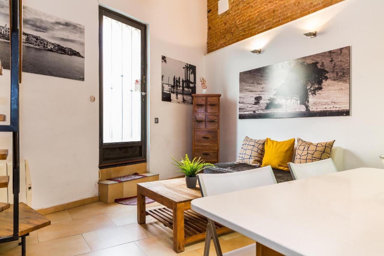 Fridays Flats Dreamy Duplex - Stylish Loft 3* Barcelona