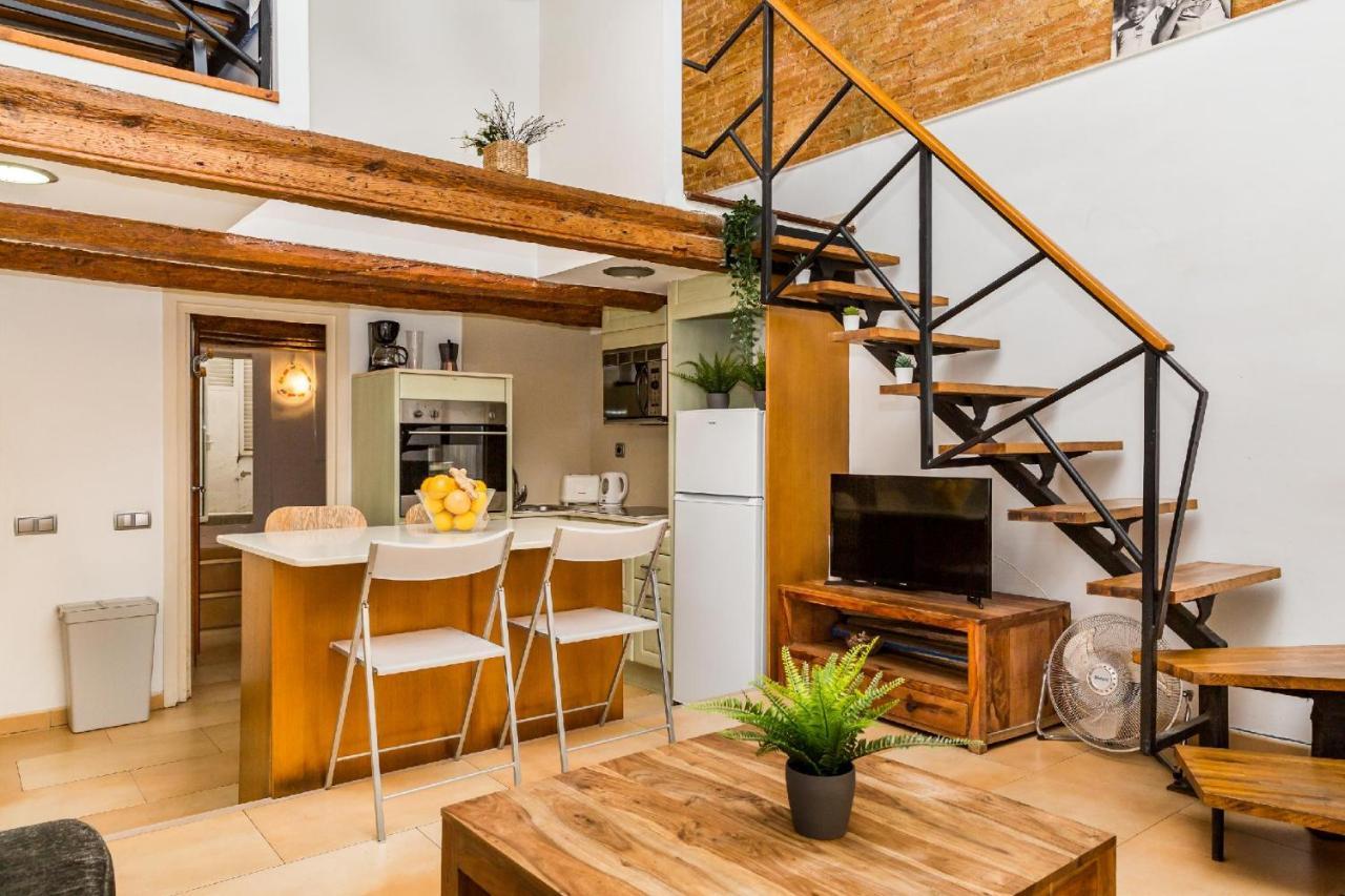 Fridays Flats Dreamy Duplex - Stylish Loft Hotel 3*