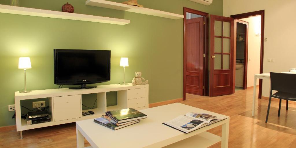 Alguera Napols Barcelona