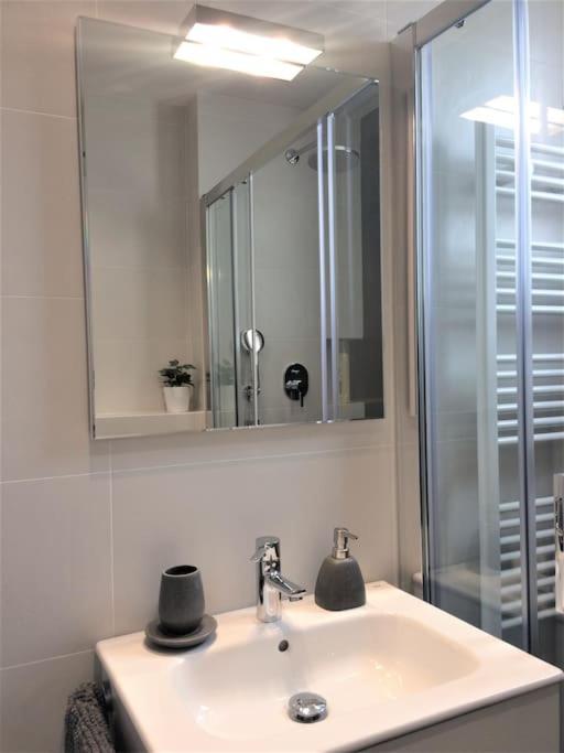 Lovely & Bright Vila Olimpica Beach Apartamento