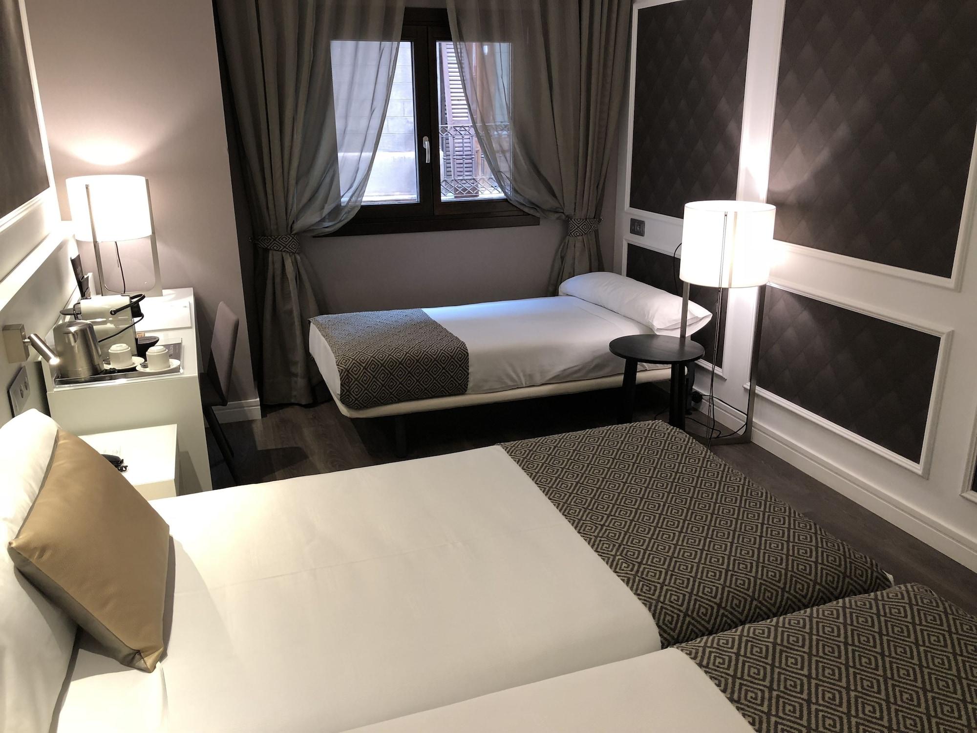 Hotel Catalonia Madgdalenes 4*