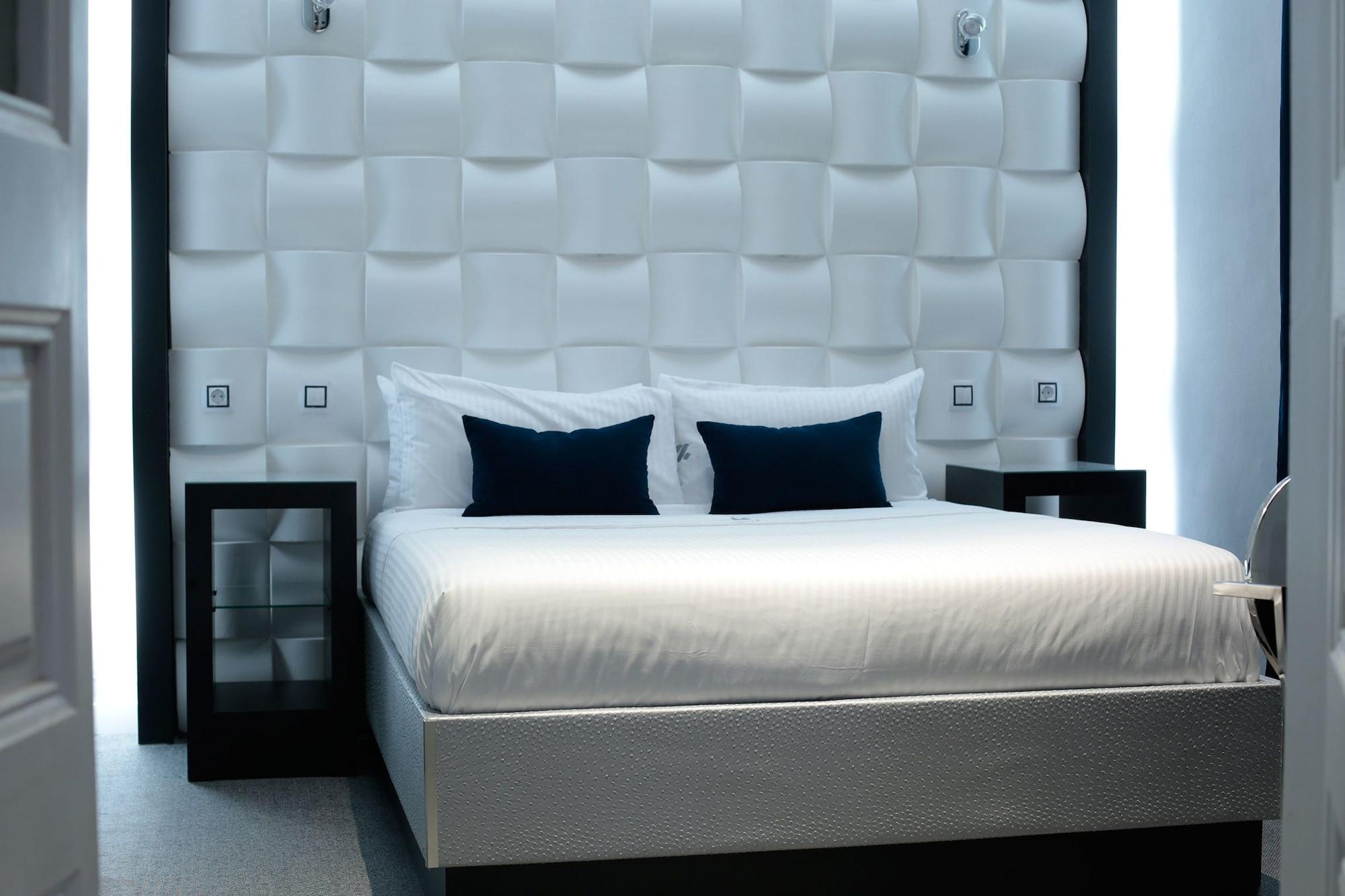 Amra Gran Via Guest house Barcelona