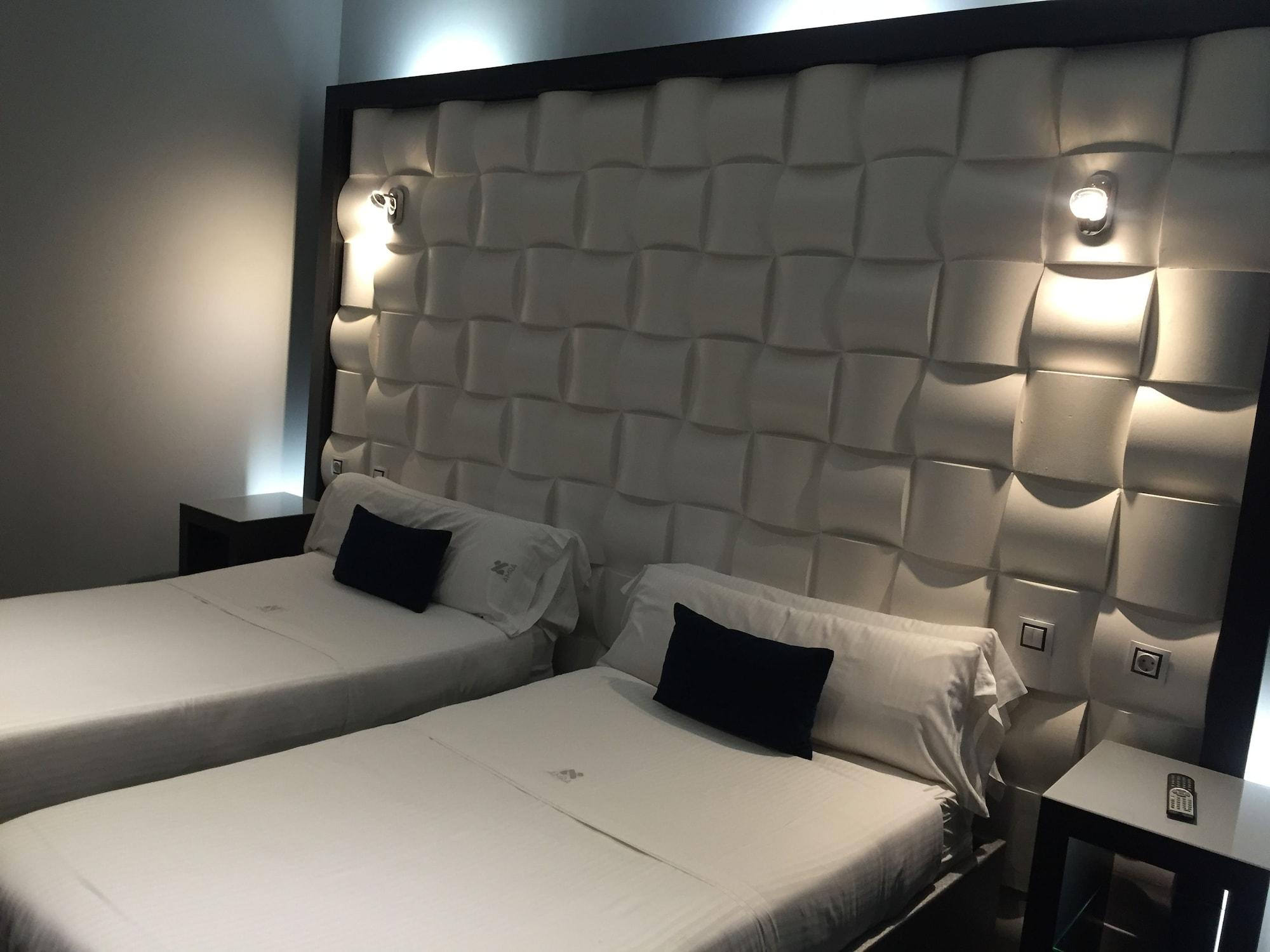 Amra Gran Via Guest house 2*
