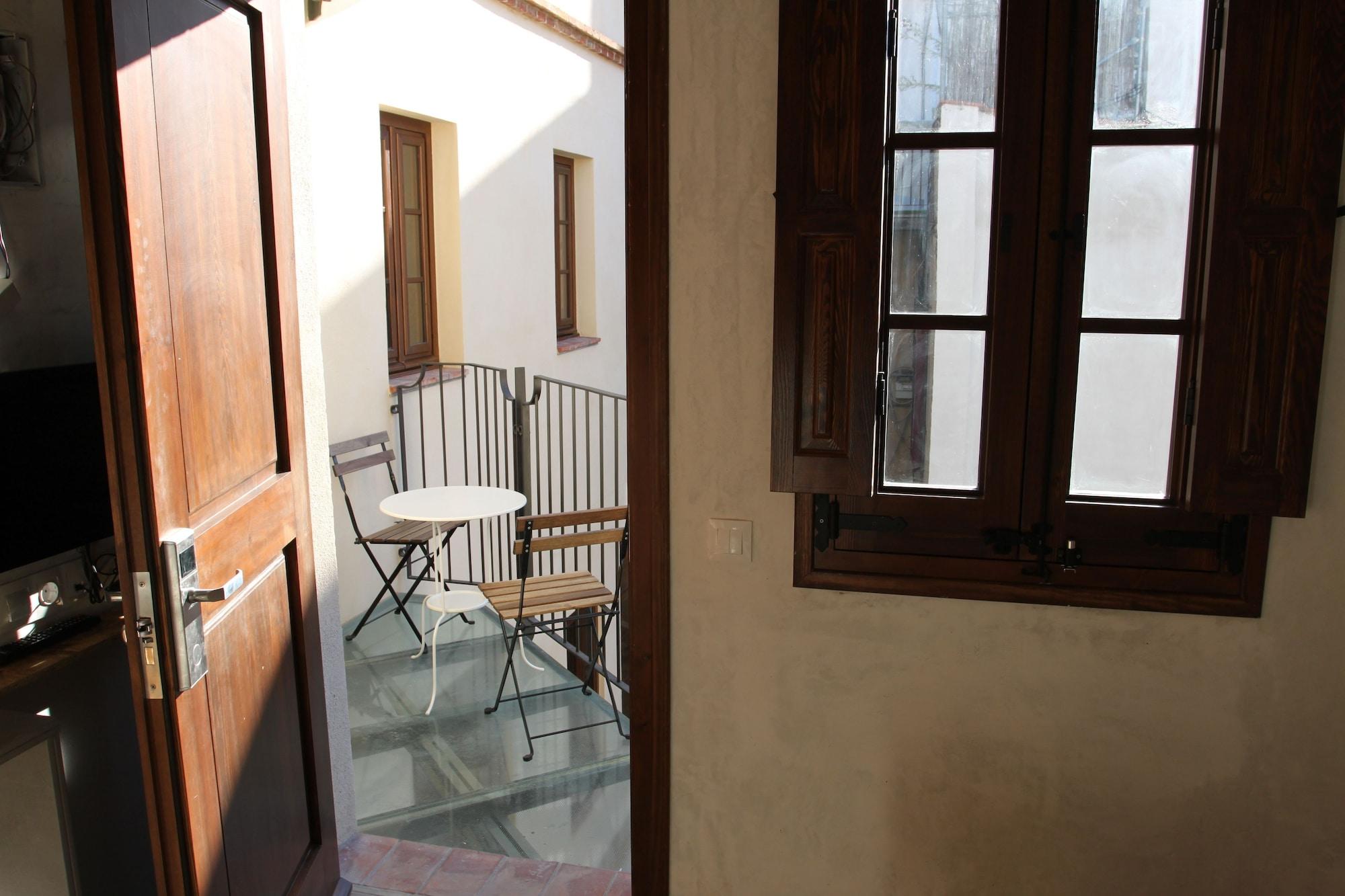 Amfores Boutique Guest house 2*