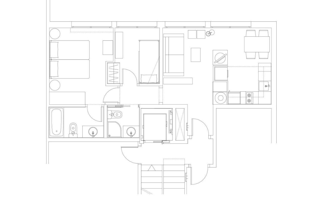 Inside Sants Apartamento