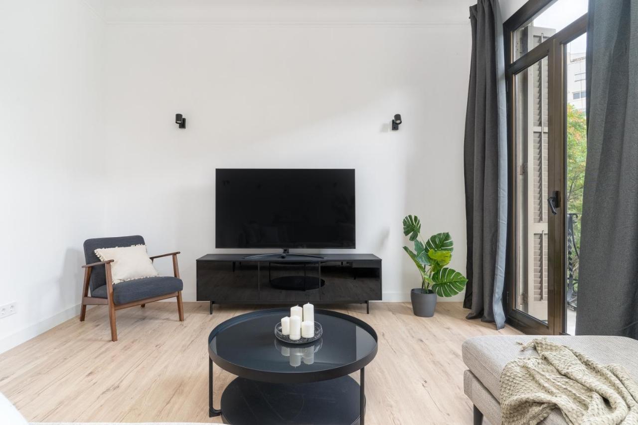 5br - 3bh Luxury In The City Center