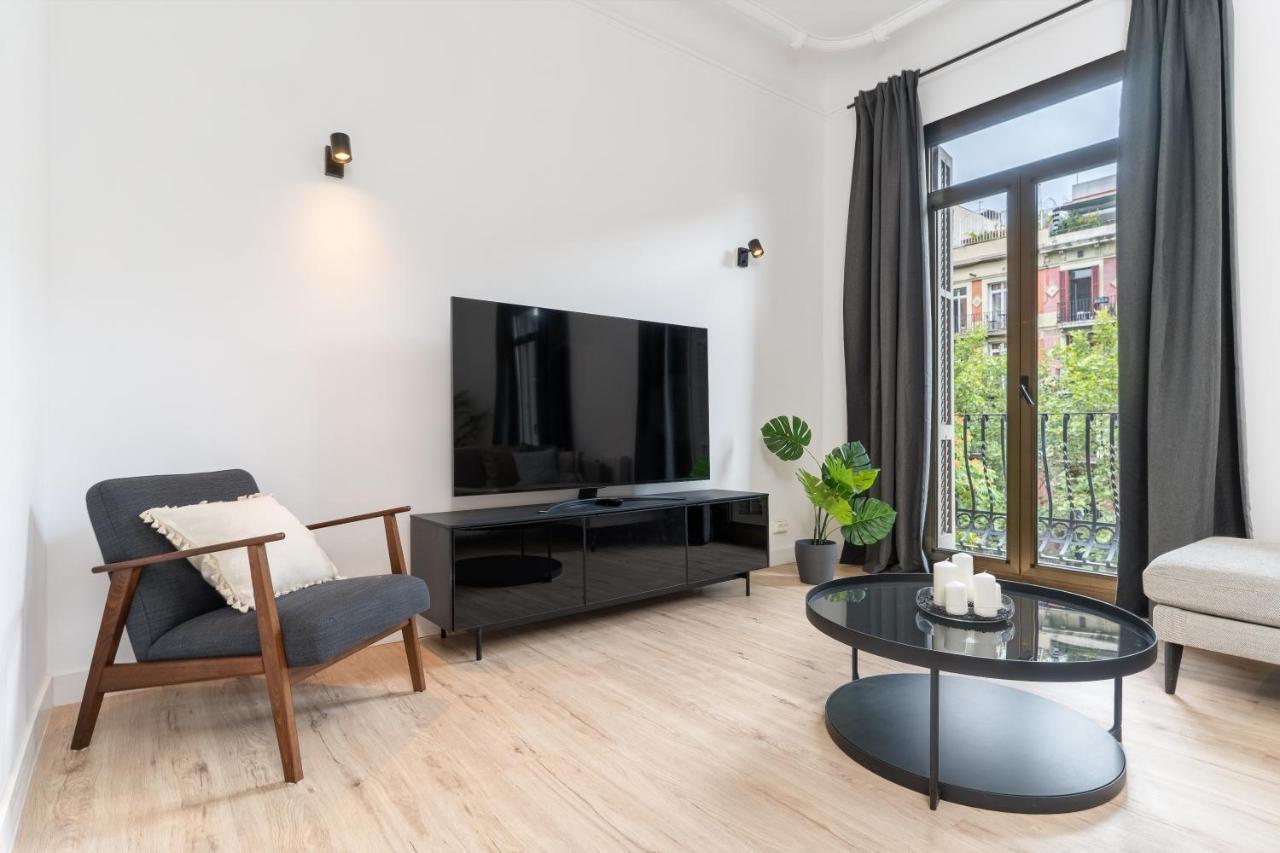 5br - 3bh Luxury In The City Center