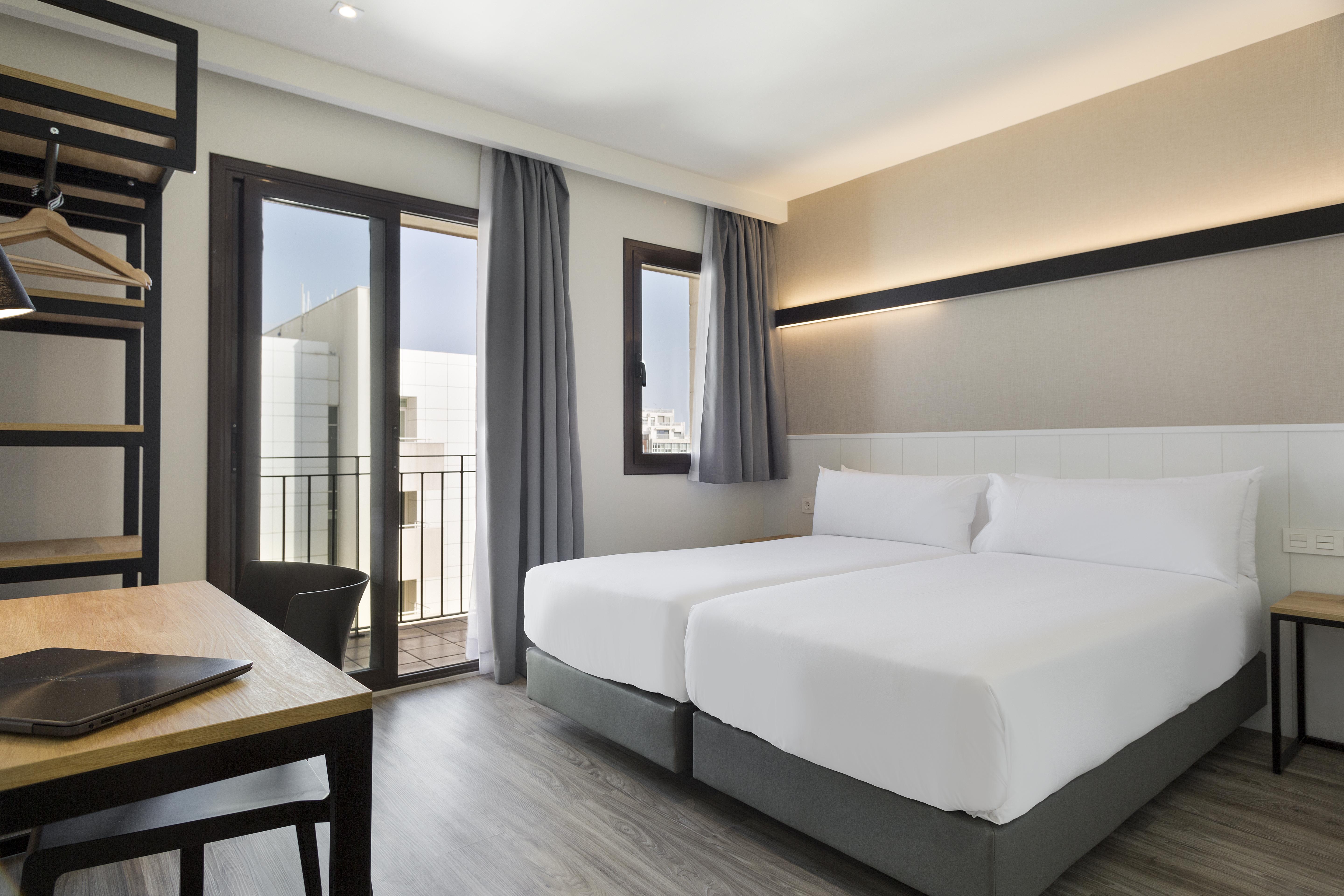 Acta Bcn 40 Hotel Barcelona