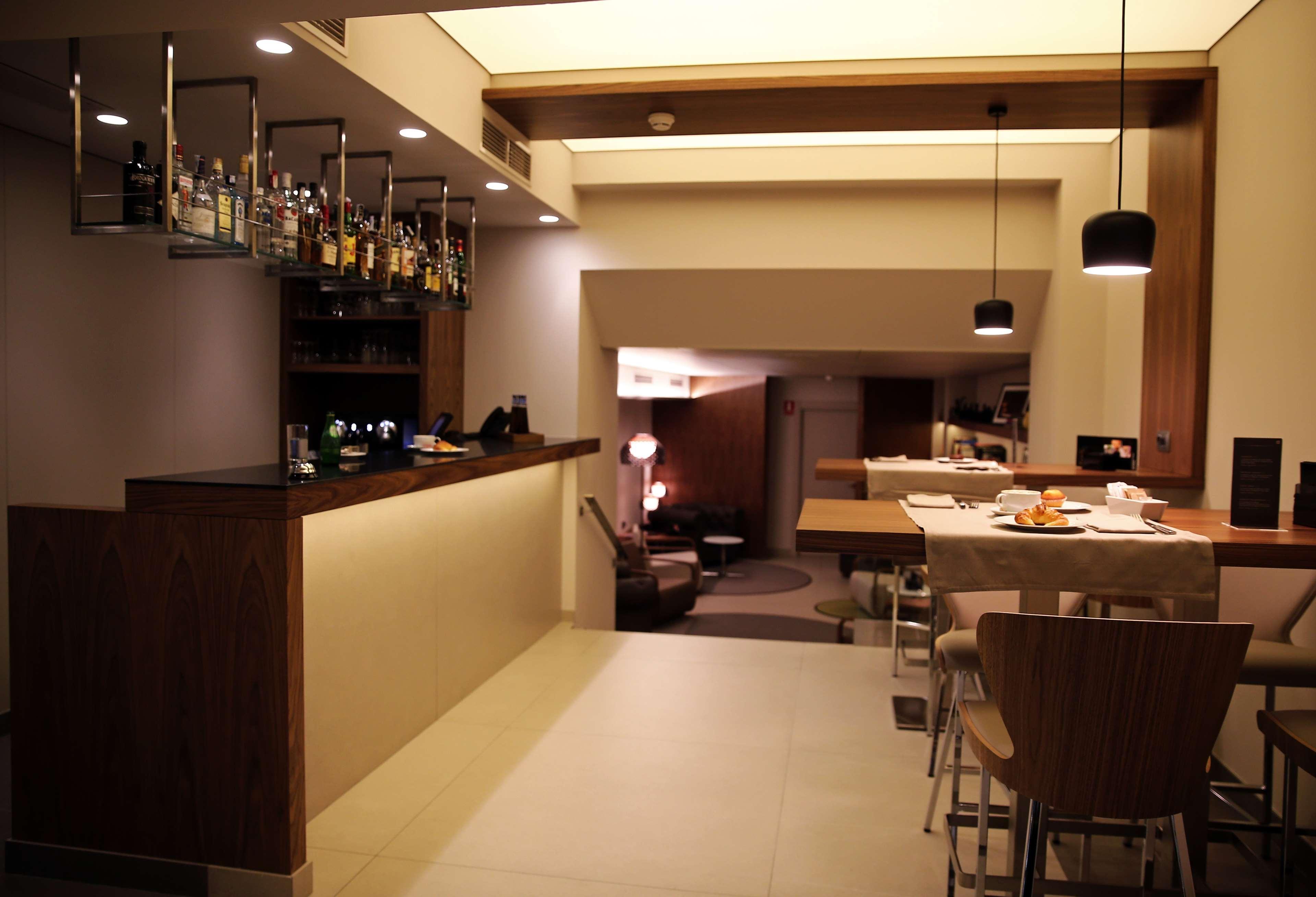 Western Premier Dante Hotel