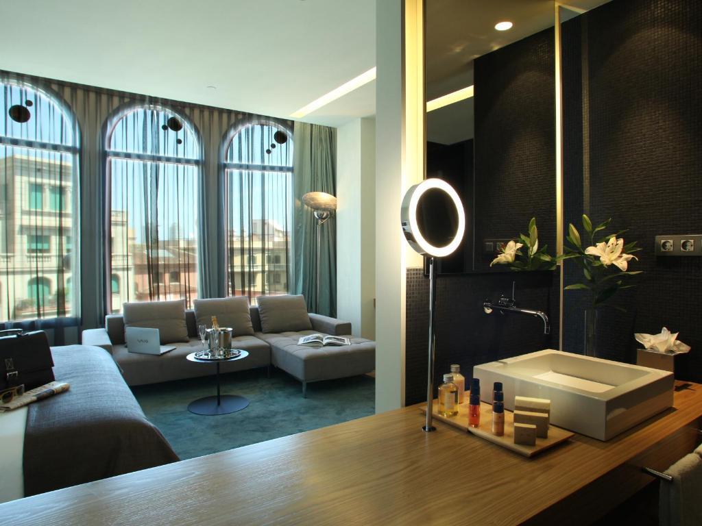 Ohla Hotel 5*