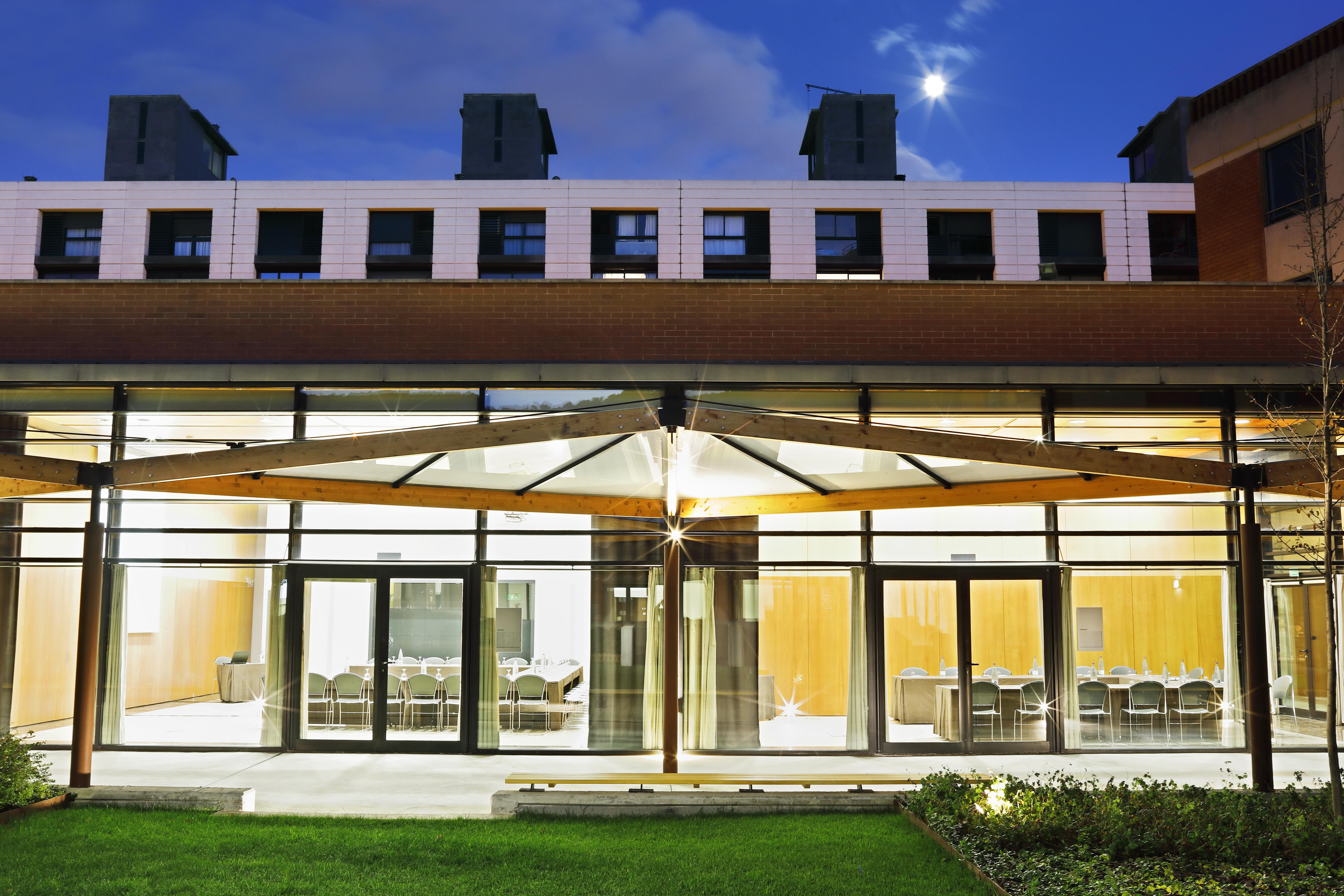 Alimara Hotel 4*