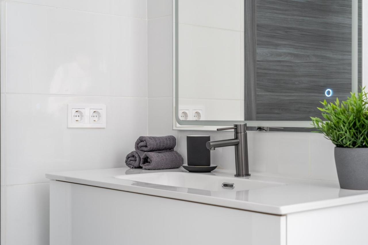 5br - 3bh Luxury In The City Center * Barcelona