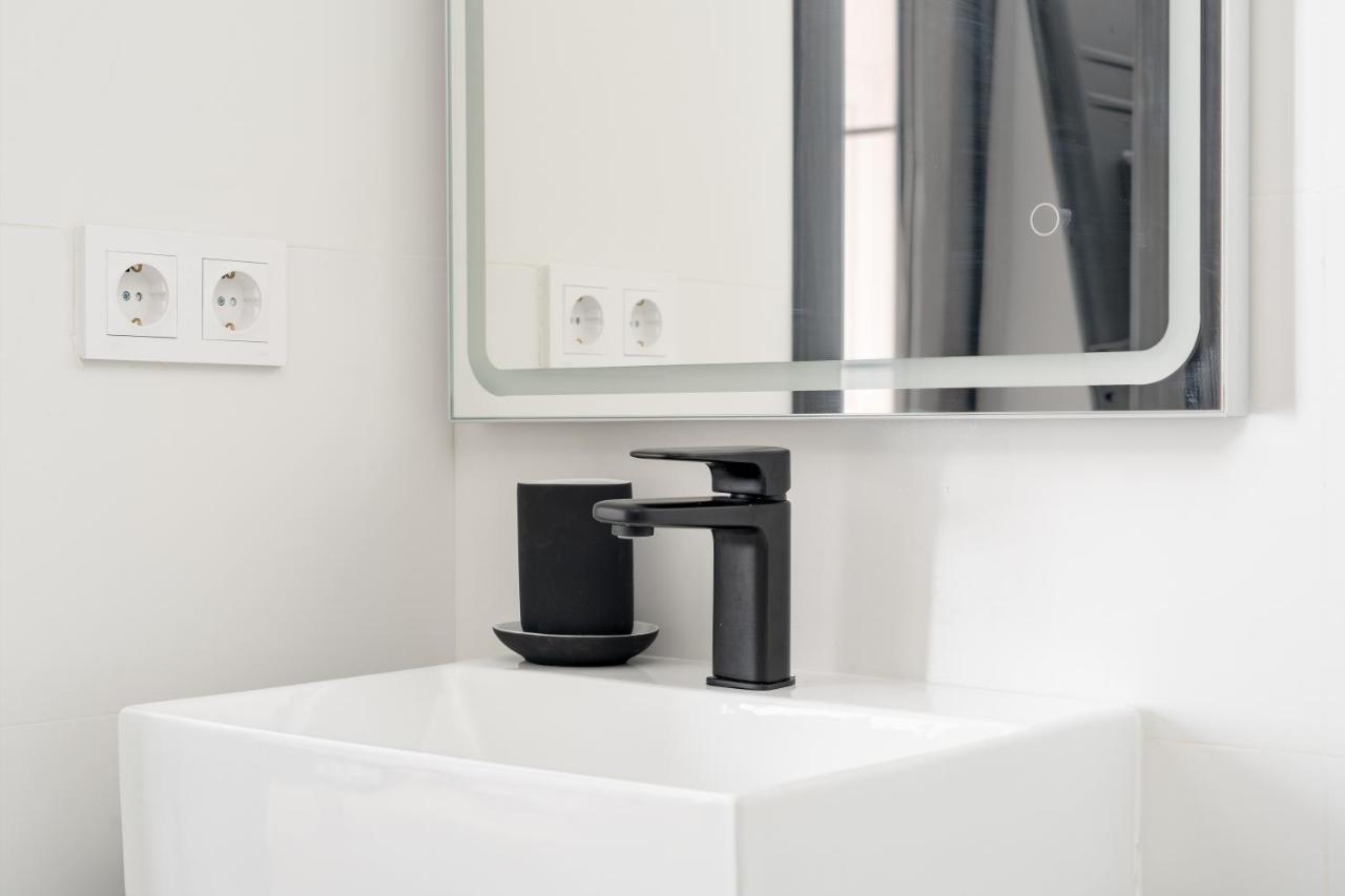 Apartamento 5br - 3bh Luxury In The City Center Barcelona