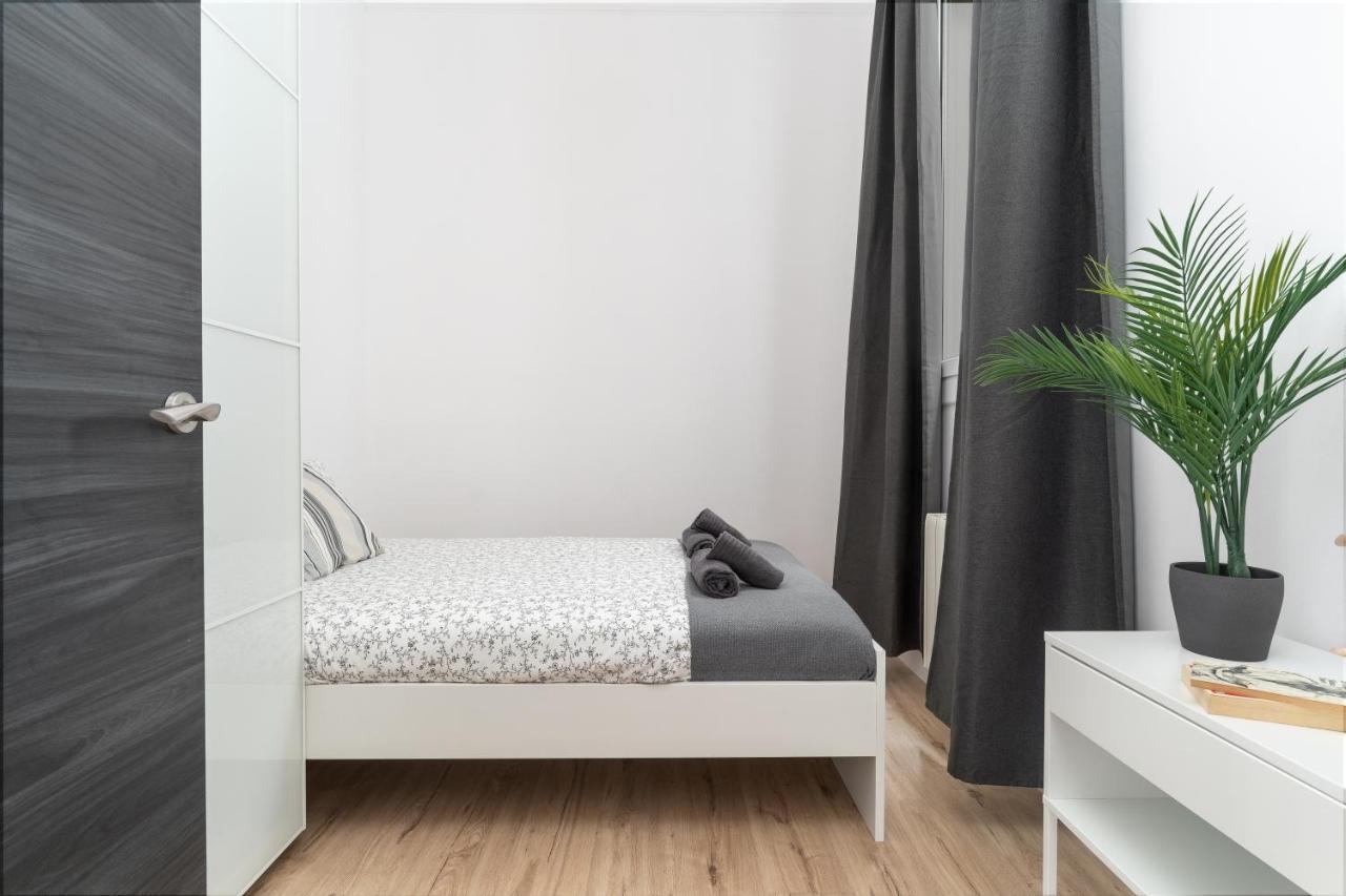 5br - 3bh Luxury In The City Center * Barcelona