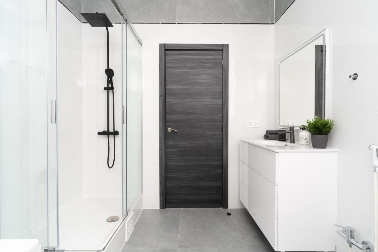 Apartamento 5br - 3bh Luxury In The City Center Barcelona
