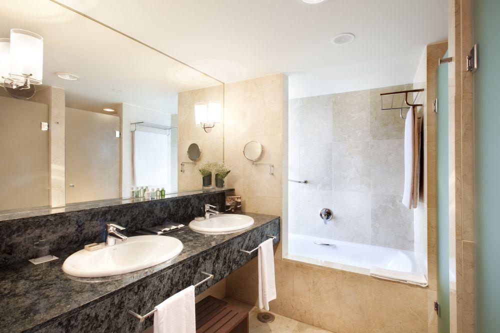 Nobu Hotel 5*