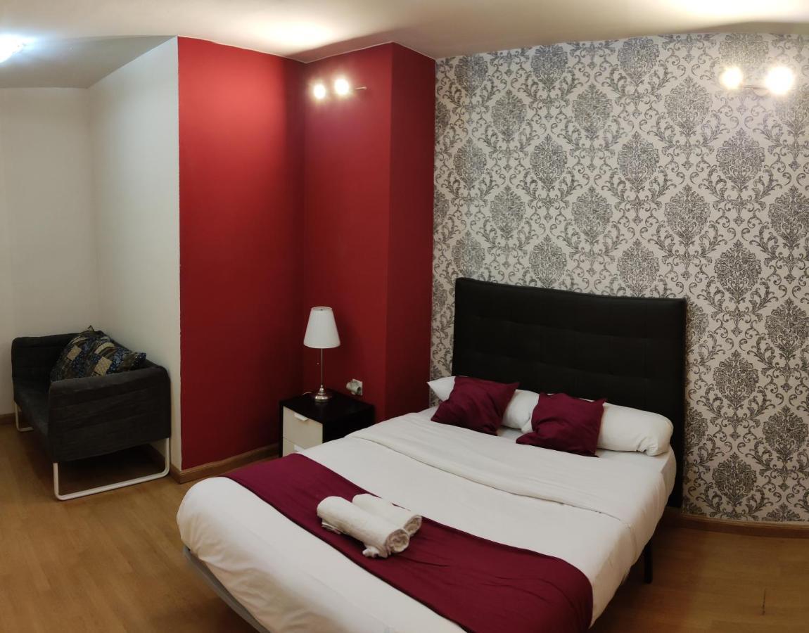 Hostal Bruc *