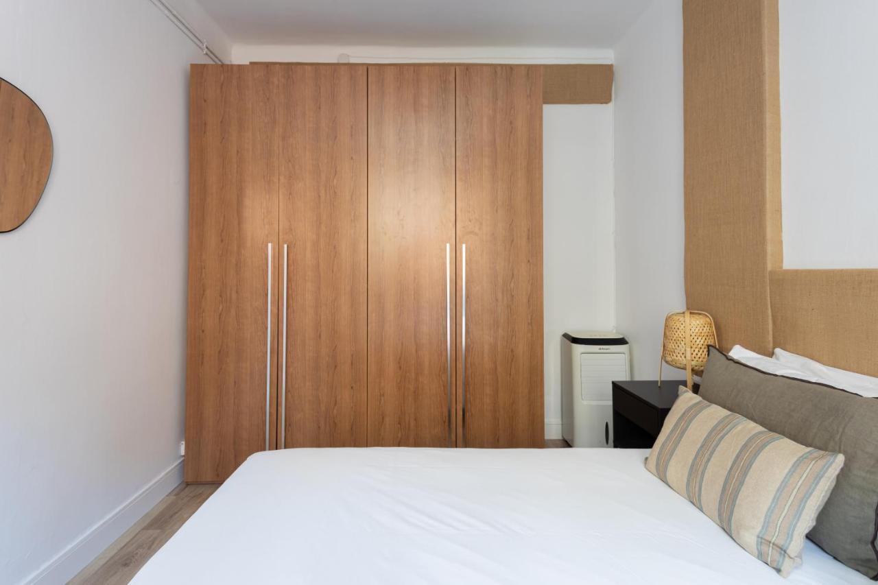Stylish 3 Bedroom Apartamento Barcelona
