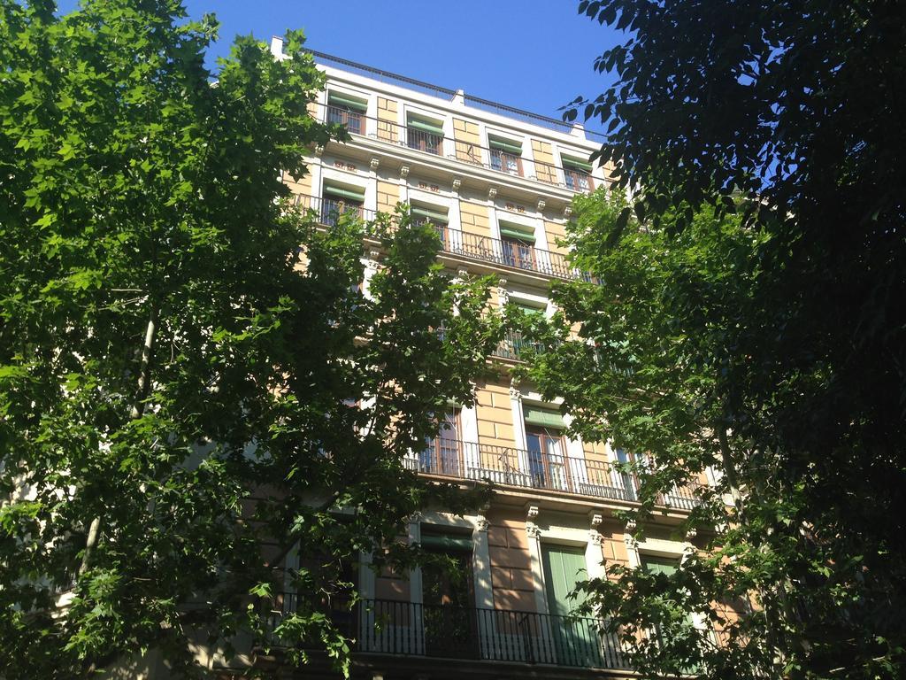 Girona 108 * Barcelona