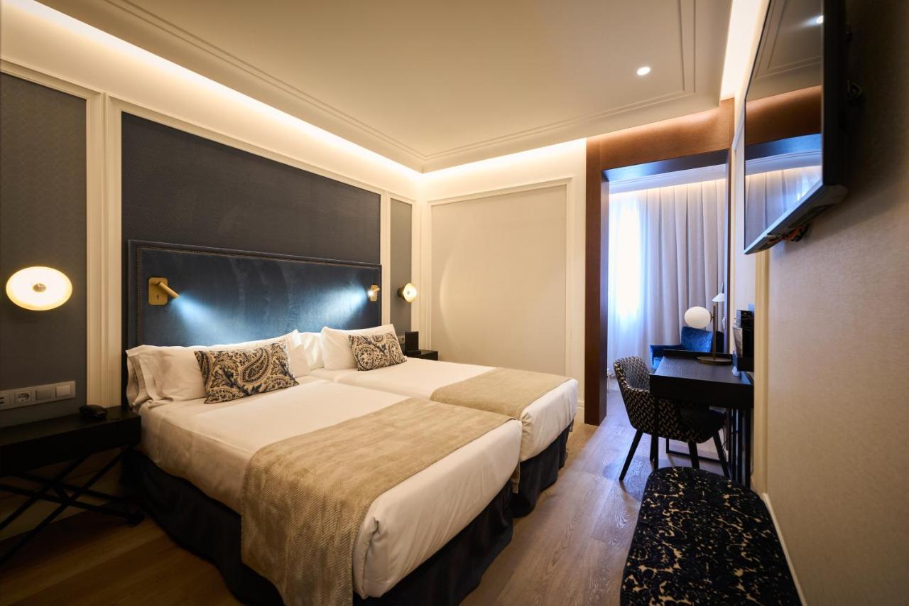 Catalonia Plaza Catalunya Hotel 4*
