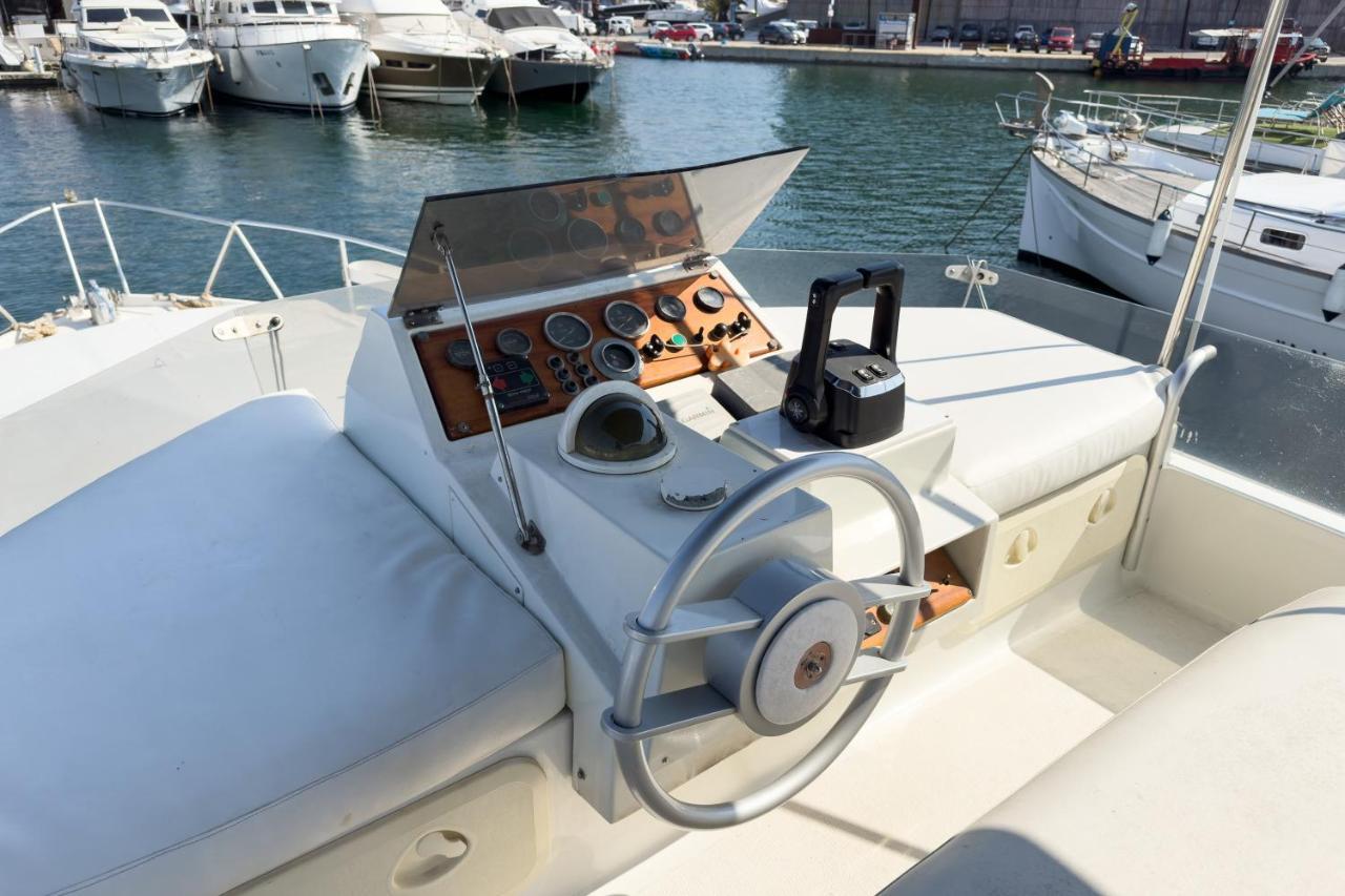 Napao Botel *