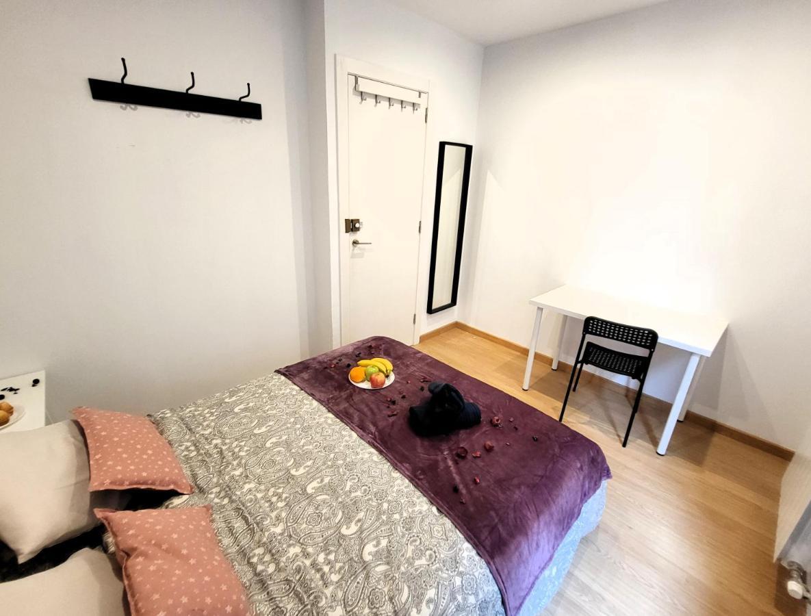 Hostal By Bcn Cathedral *