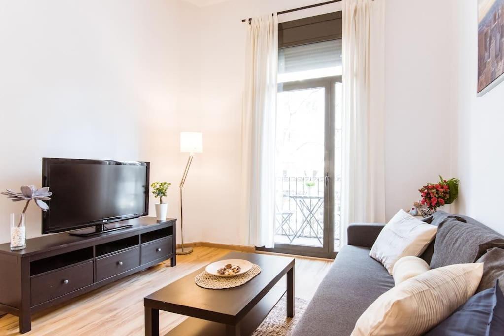 One Bedroom Flat Close To Beach *