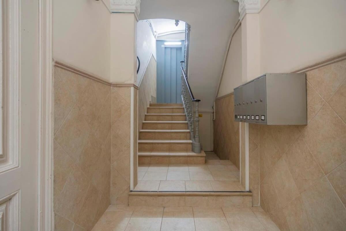 Apartment Exclusive 2 Bedroom In The Center Barcelona