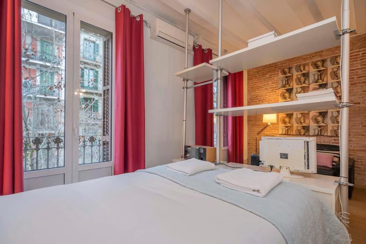 Exclusive 2 Bedroom In The Center *