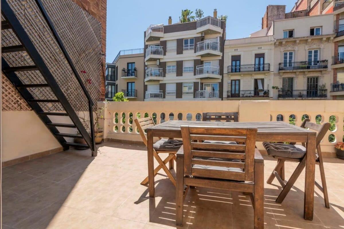 Apartment 3bd With Private Terrace Right By Sagrada Familia *