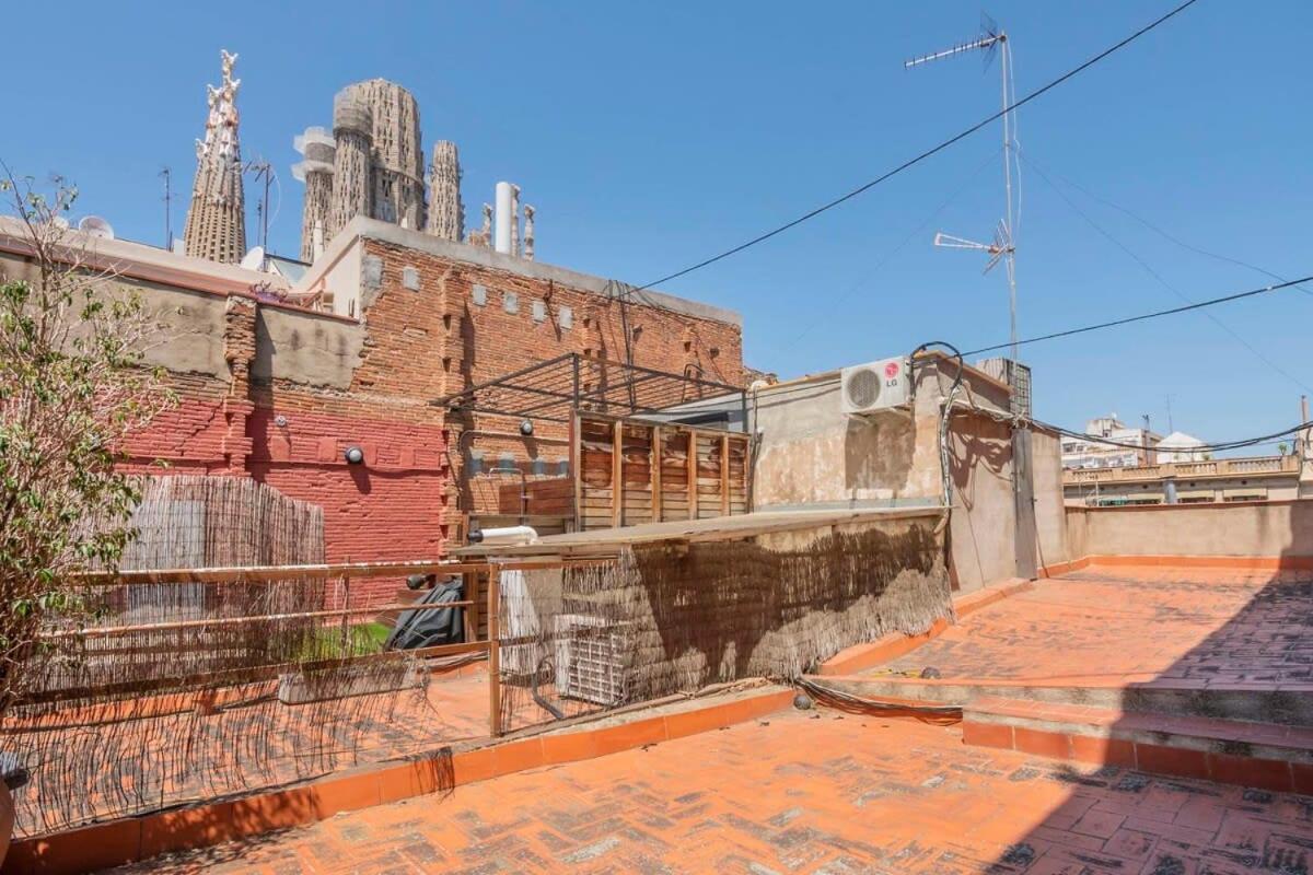 Apartment 3bd With Private Terrace Right By Sagrada Familia Barcelona
