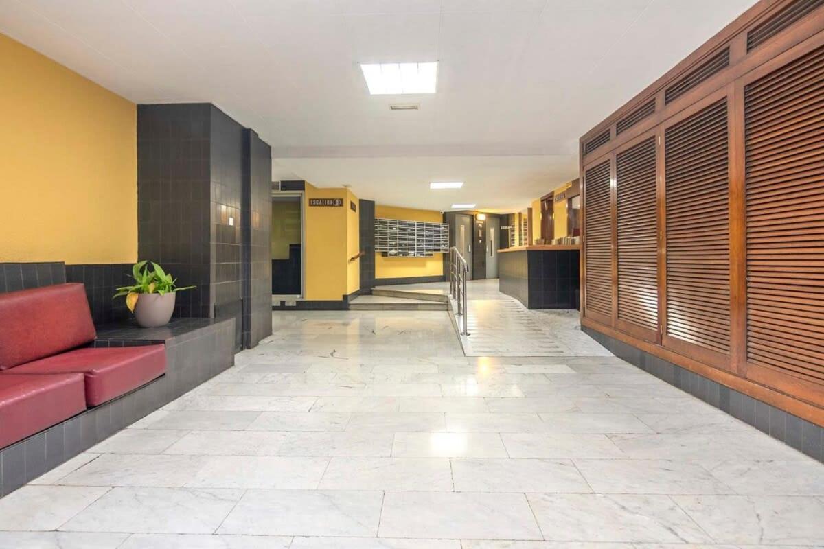 Renovated 4bd 2bth With Terrace In Plaza España