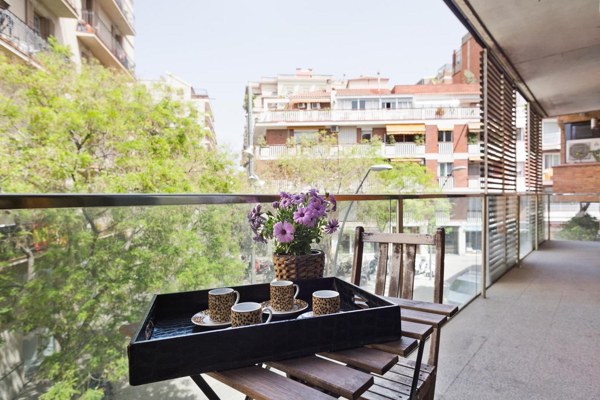 Apartamento My Space Emirates - Spacious Near The Center