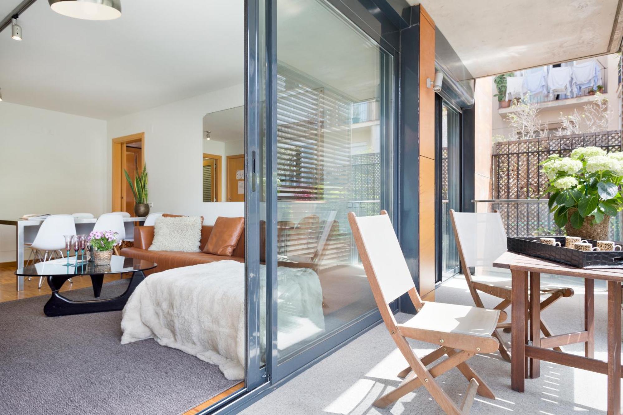 My Space Emirates - Spacious Near The Center Apartamento Barcelona
